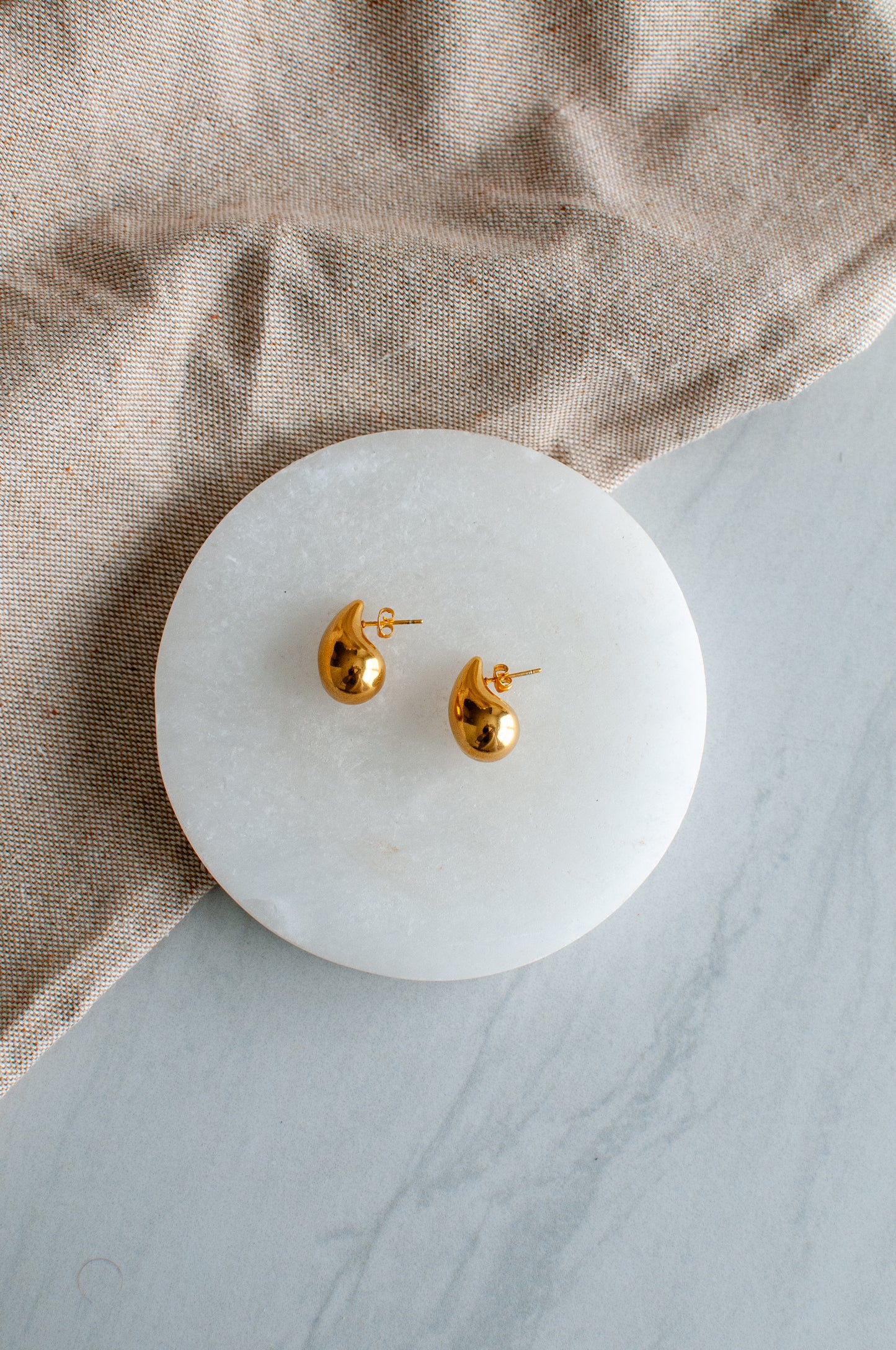 Dainty Teardrop Earrings