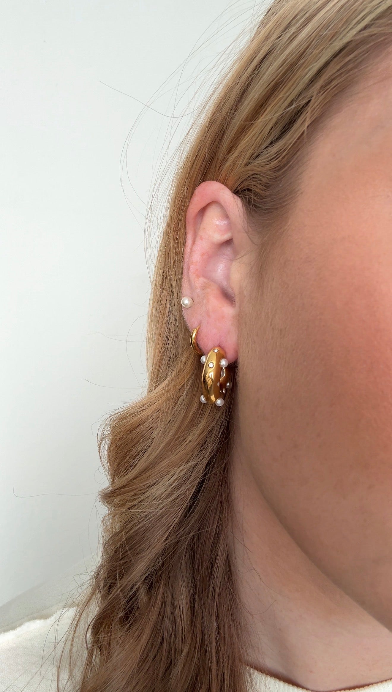 Pearl & Sparkle Hoops