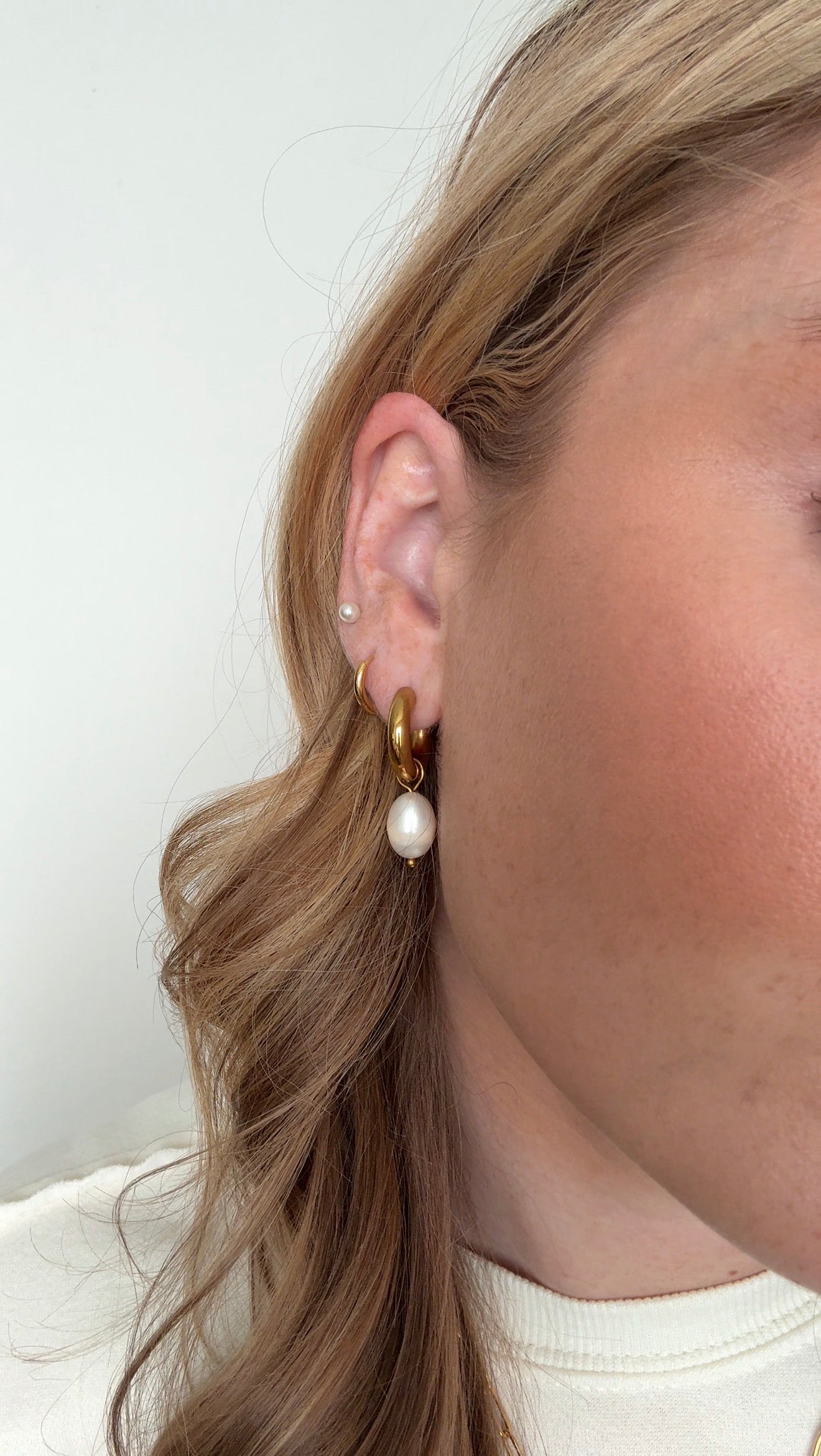 Thick Everyday Pearl Hoops