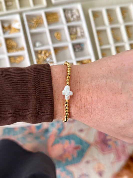Pearl Cross Beaded Bracelet